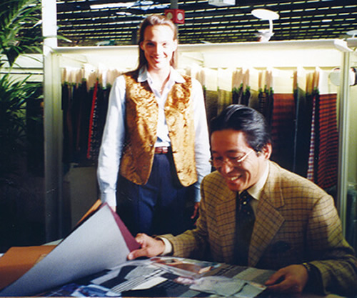 海外展示会での仕入れ(1996年5月10日パリ)
